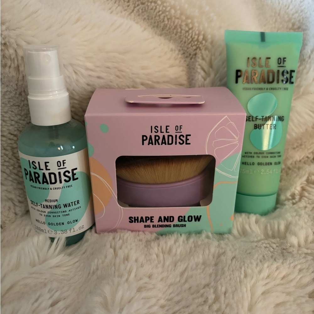 Isle of Paradise Self-Tanning Bundle!